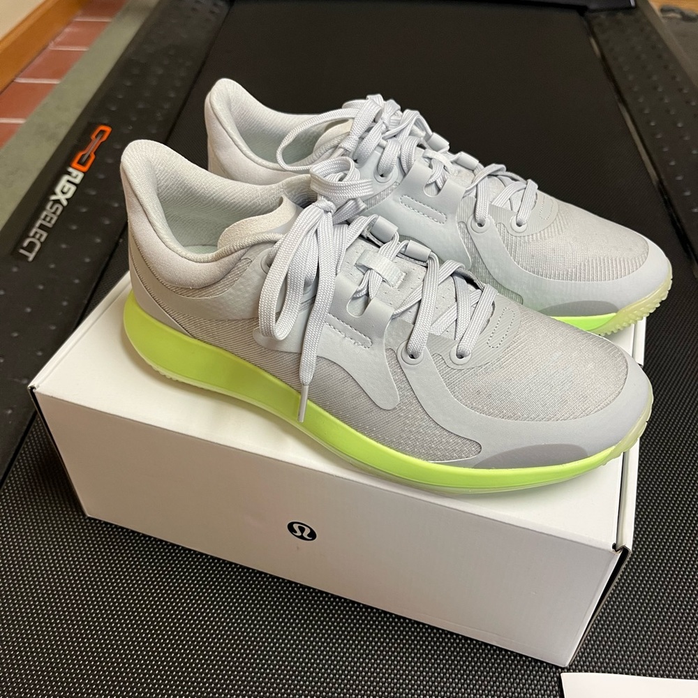 Lululemon Strongfeel Train Shoes 🍋